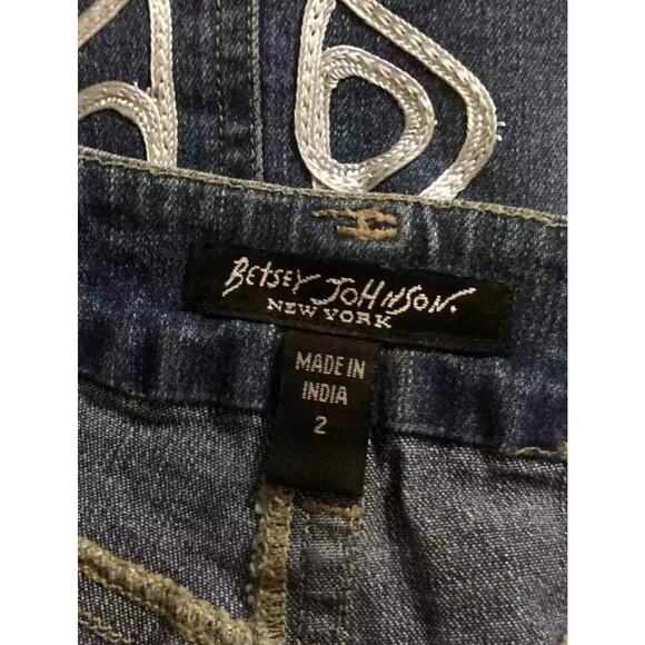 Vintage Betsey Johnson Embroidered Denim Jean Mini Skirt Size 2 New - Picture 4 of 7